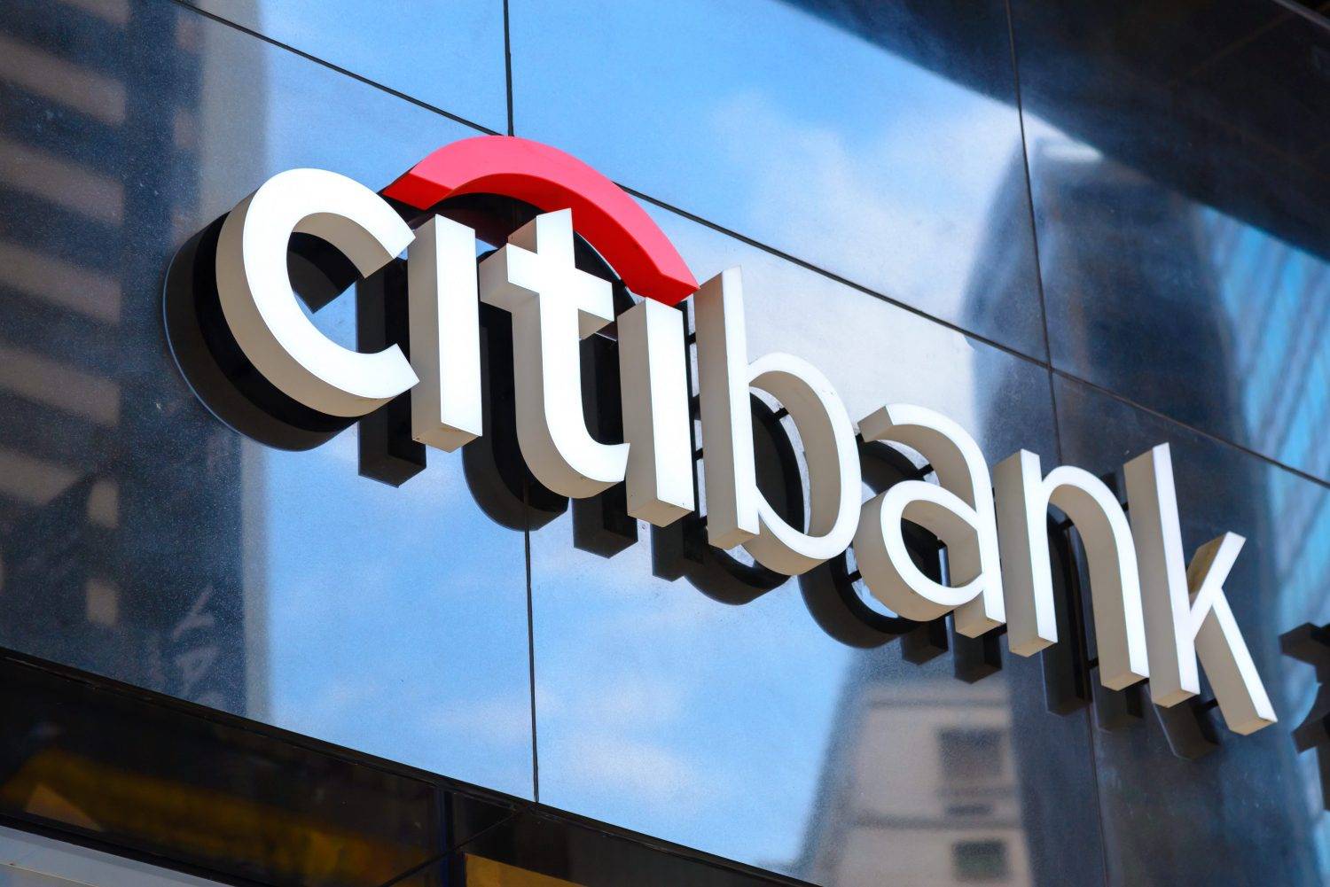 How to avoid Citibank monthly fee